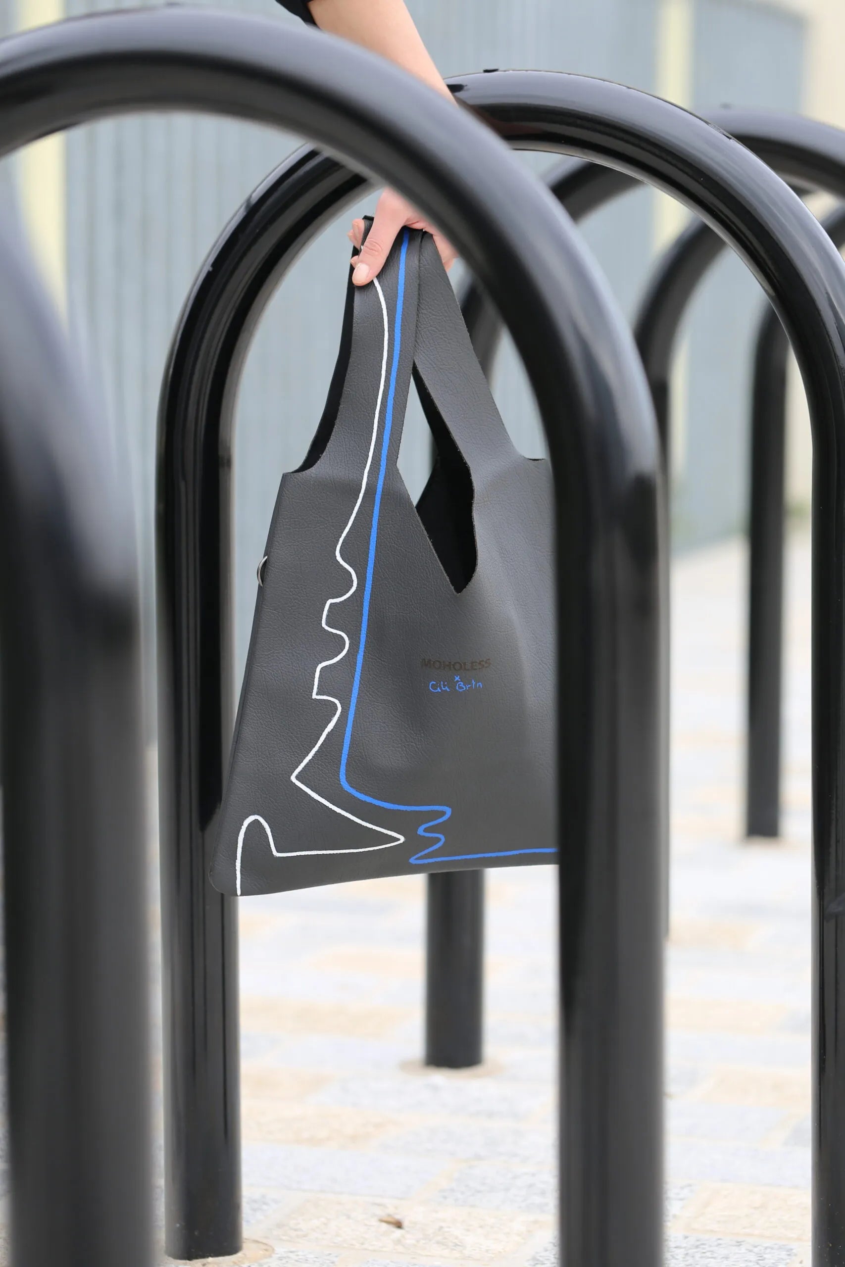 Collaboration Moholess x Cili Brtn